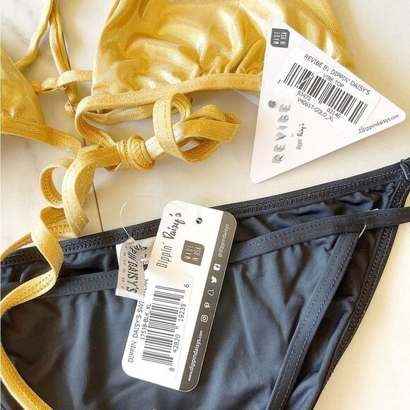 Buy 2 get 1 FREE Nwt Dippin’ Daisy’s metallic gold black cheeky bikini set - Picture 3 of 4